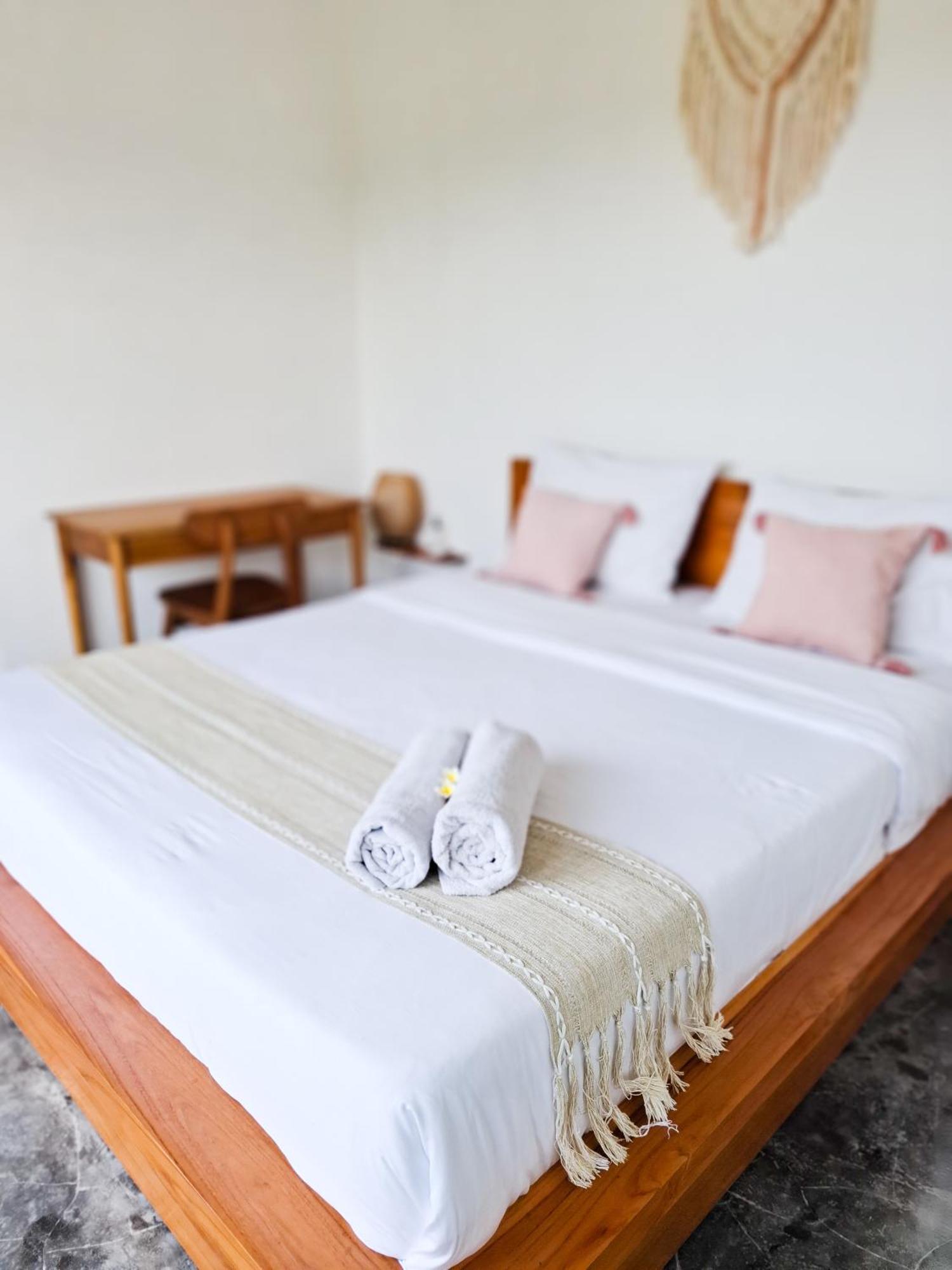 Turtle House Surf & Stay Airsatang Eksteriør bilde